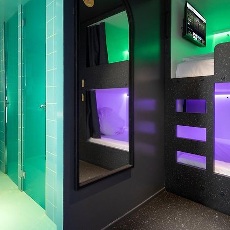Amistat City Hostel Барселона Екстер'єр фото