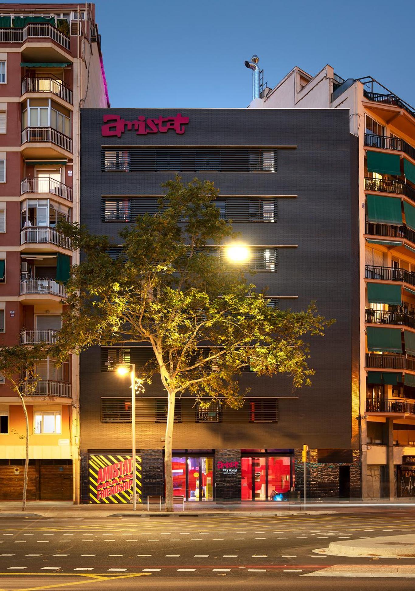 Amistat City Hostel Барселона Екстер'єр фото